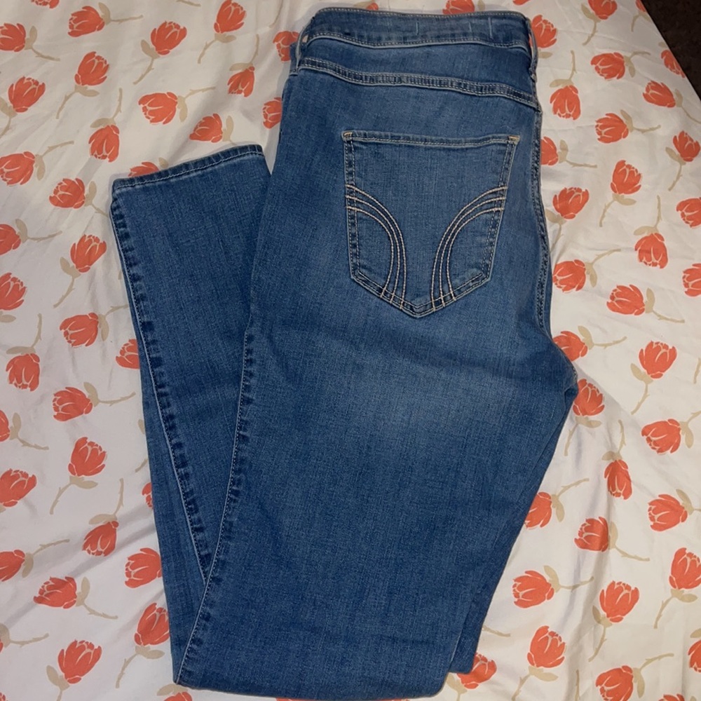 Brand new Hollister jeans never been used